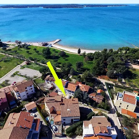 Fuer 6 Personen Ca 170 Qm In Fazana, Istrien Istrische Riviera Apartment